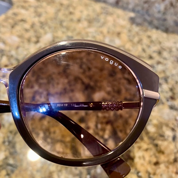 Vogue Elegant Brown Sunglasses main image 4